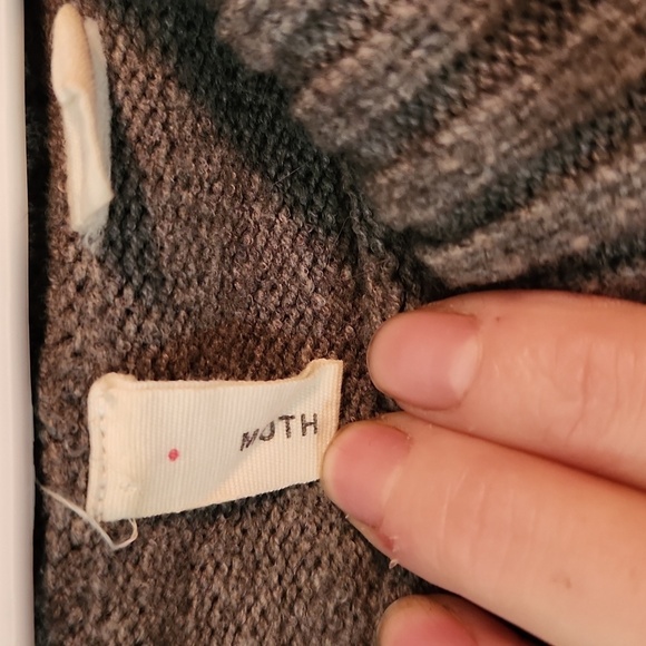 Moth sleeveless knit - Picture 4 of 4